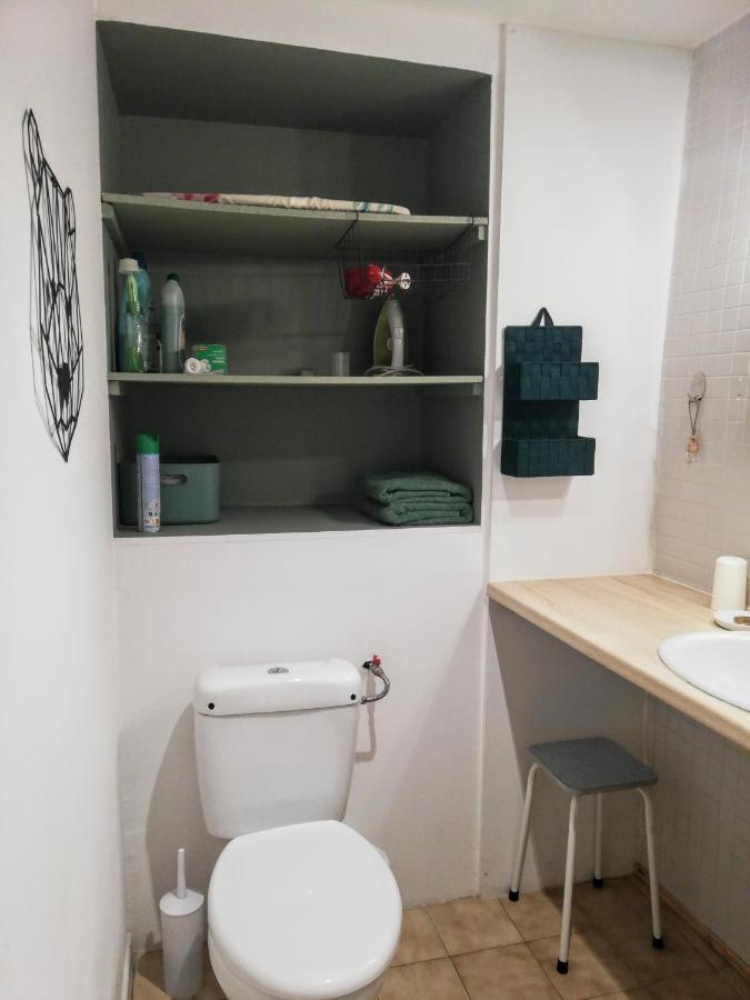 Gigean Charmant Appartement En Centre-Ville Medieval מראה חיצוני תמונה